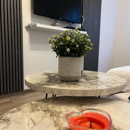 סראייבו Lovely Apartment In Old Town 400M From City Center Sebilj מראה חיצוני תמונה