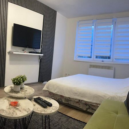 סראייבו Lovely Apartment In Old Town 400M From City Center Sebilj מראה חיצוני תמונה